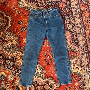 Levi’s Wedgie Fit Jeans